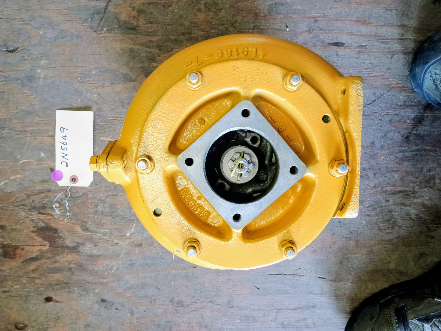 Water pump, CAT Marine Reman
