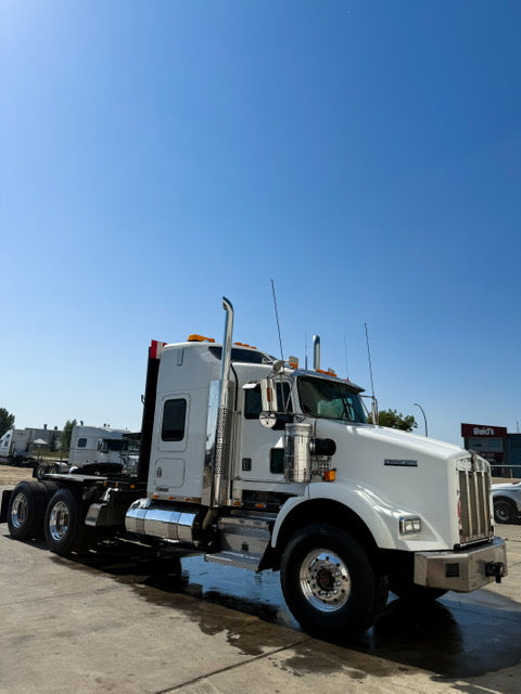 2001 Kenworth T800 Winch Truck