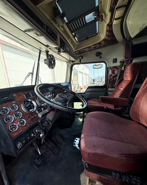 2001 Kenworth T800 Winch Truck