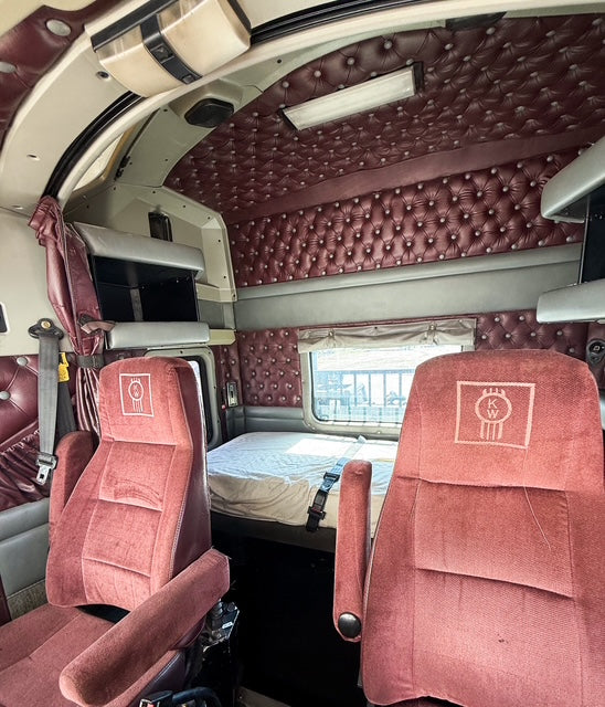 2001 Kenworth T800 Winch Truck