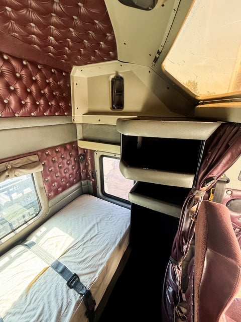 2001 Kenworth T800 Winch Truck