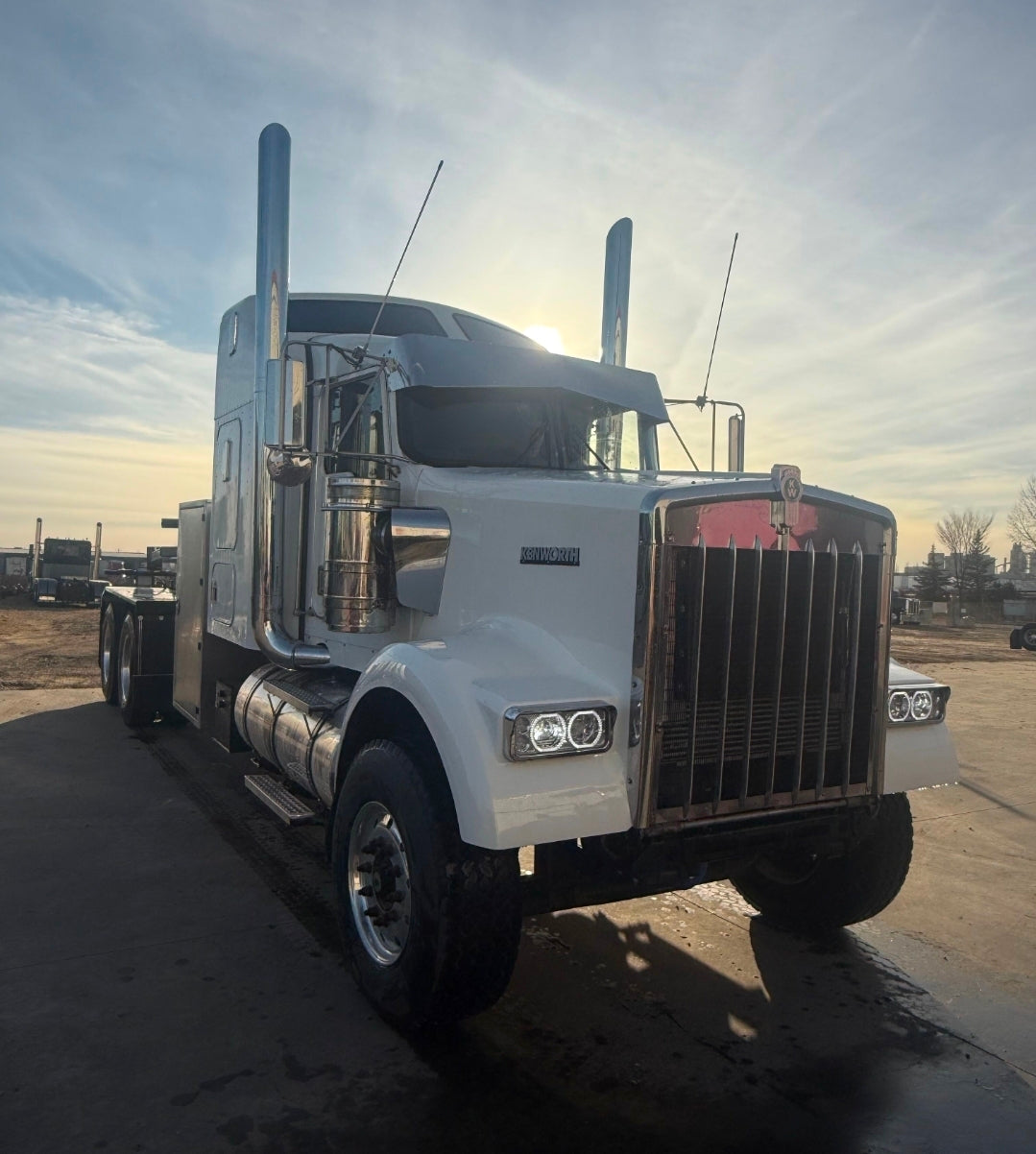 2000 W900 Kenworth Tow Truck